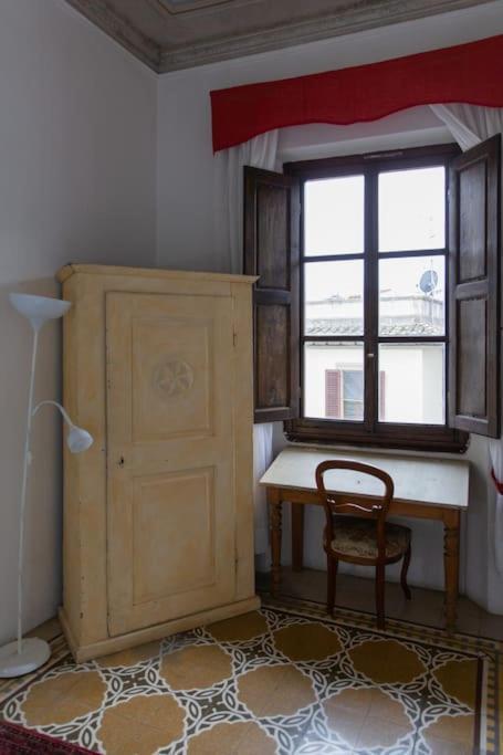 Elegant Apartment Outside Ztl & 10Min From Center Florence Extérieur photo
